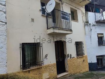 Chalet, Alcuéscar