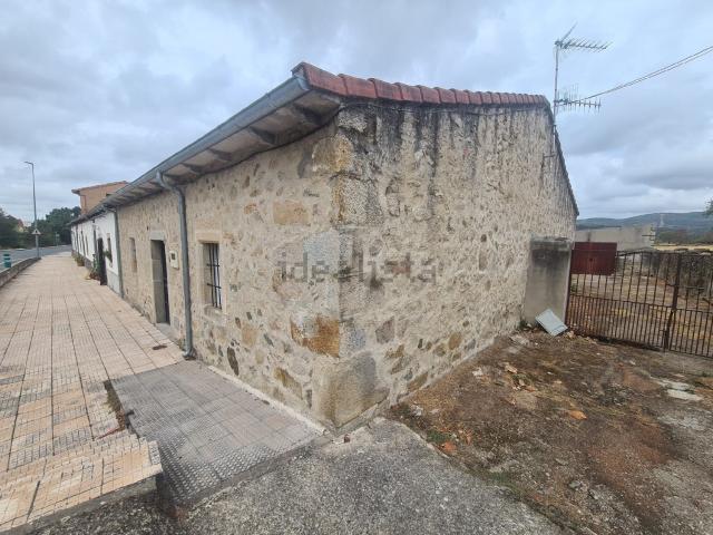 Chalet, Aldeanueva del Camino