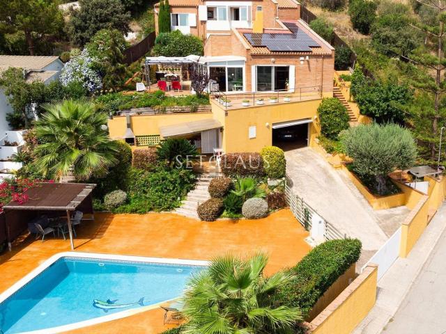 Chalet, Alella
