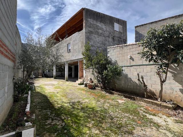 Chalet, Alfarnate