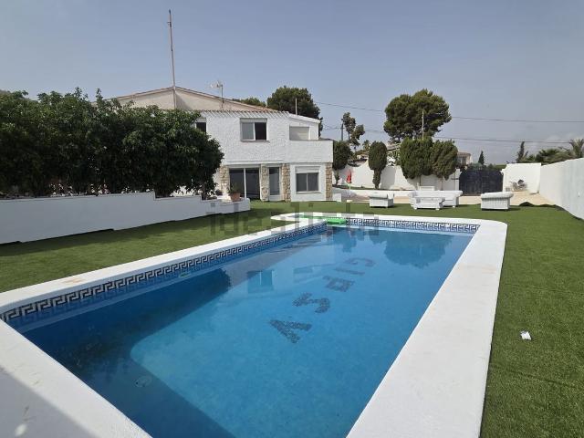 Chalet, Alfaz del Pi