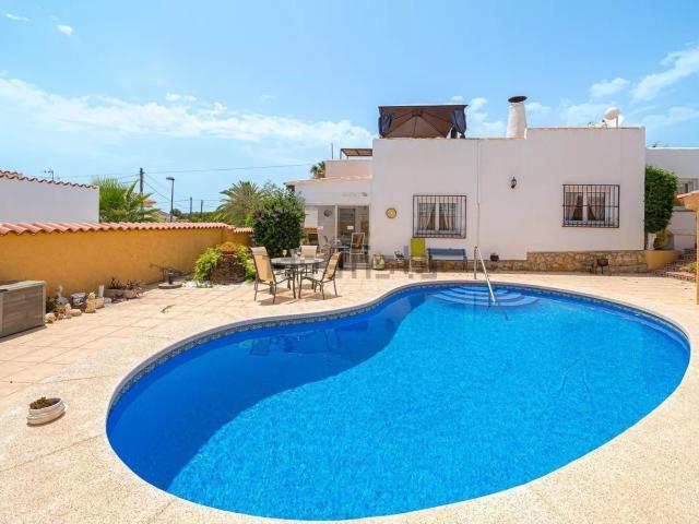 Chalet, Alfaz del Pi