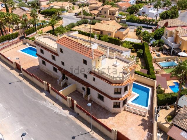 Chalet, Alfaz del Pi