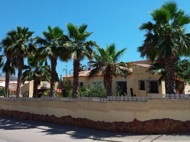 Chalet, Alfaz del Pi