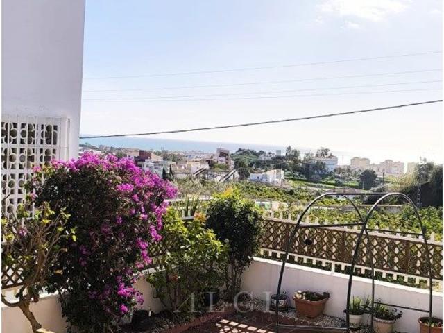 Chalet, Algarrobo