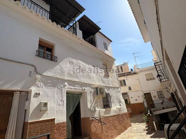 Chalet, Algarrobo