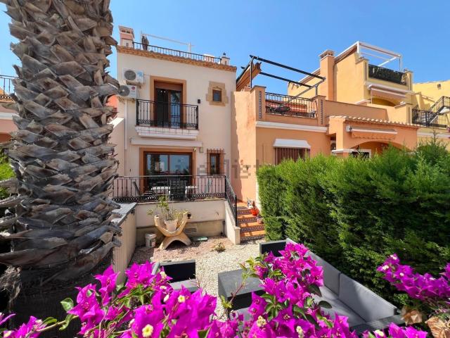 Chalet, Algorfa