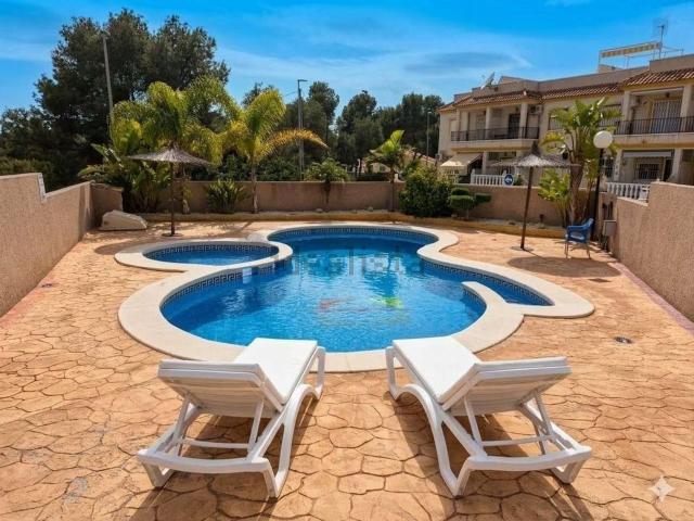 Chalet, Algorfa