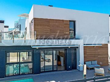 Chalet, Algorfa