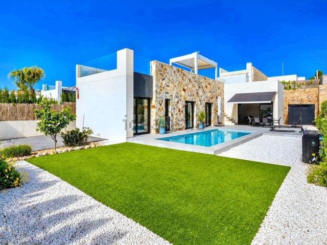 Chalet, Algorfa