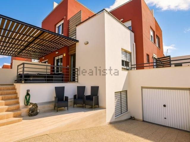 Chalet, Algorfa
