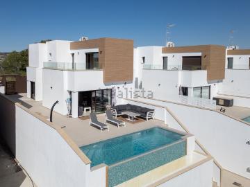 Chalet, Algorfa