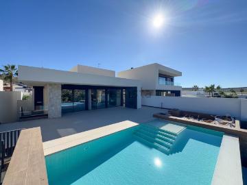 Chalet, Algorfa