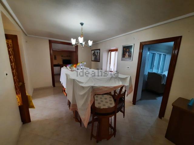 Chalet, Almansa