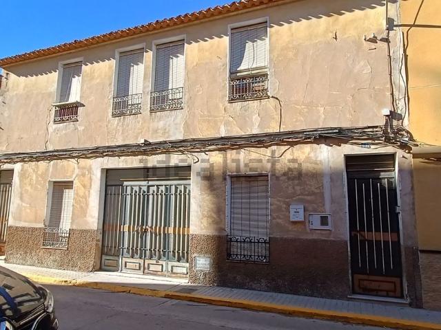 Chalet, Almansa