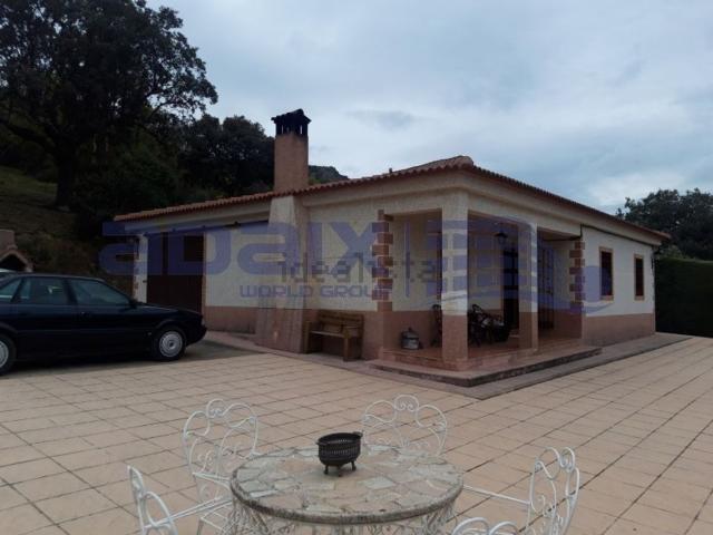 Chalet, Almodovar del Campo