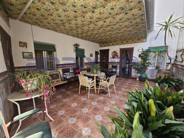 Chalet, Almodovar del Campo