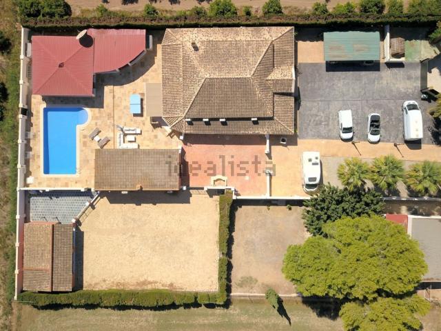 Chalet, Almoradí