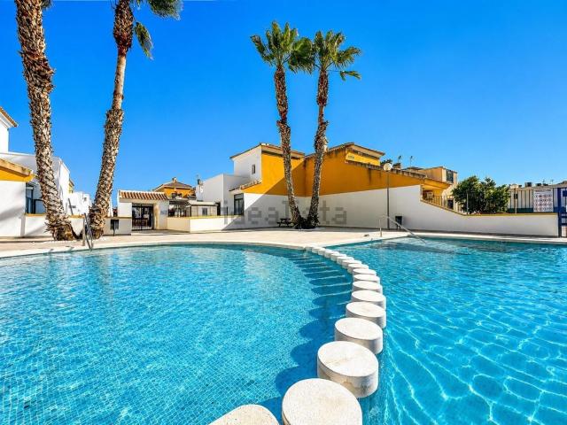 Chalet, Almoradí