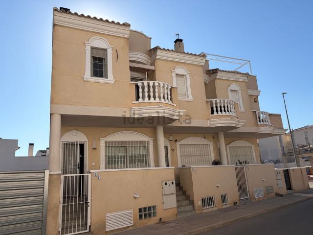 Chalet, Almoradí