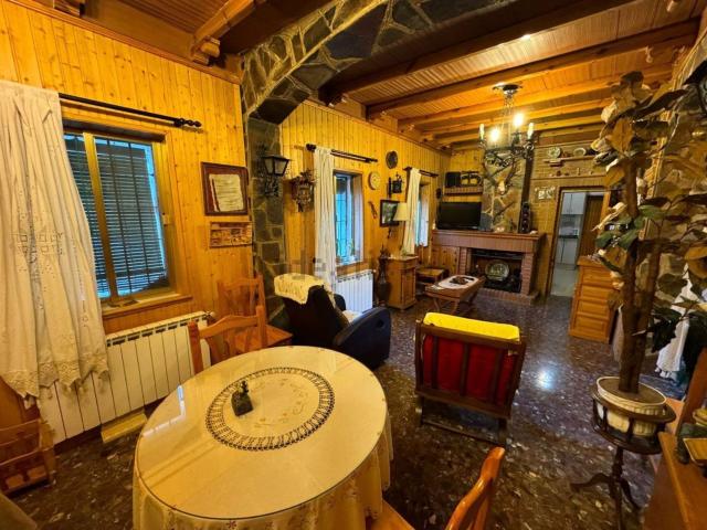 Chalet, Almuradiel
