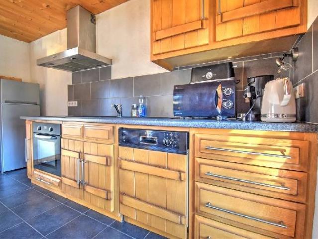 Chalet alpin avec double habitation à vendre  Morzine 230m² Morzine Avoriaz