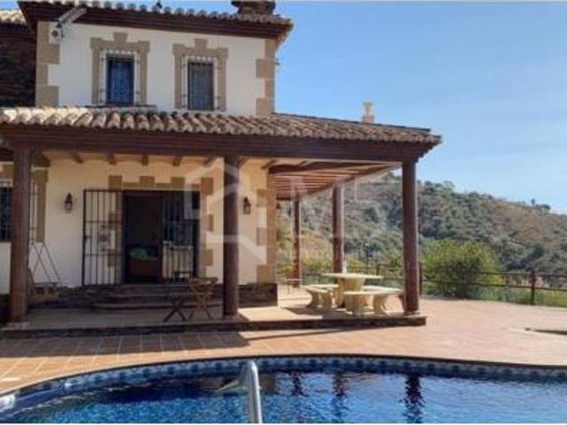 Chalet Alquiler Arenas, Arenas de Vélez