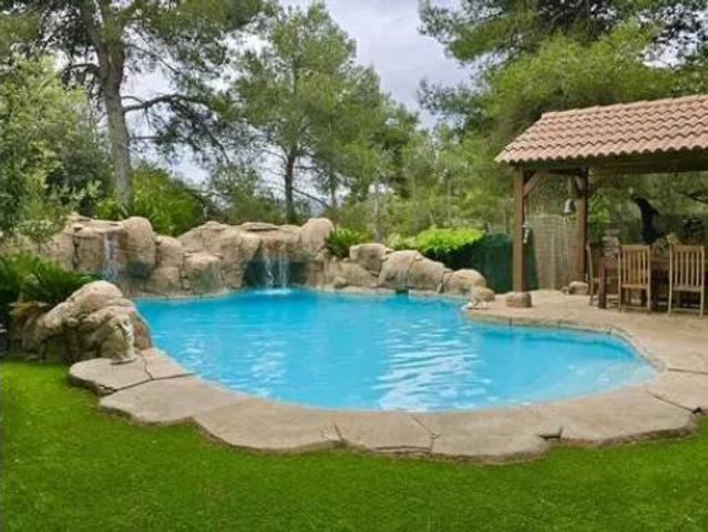Chalet Alquiler Begues, Begues