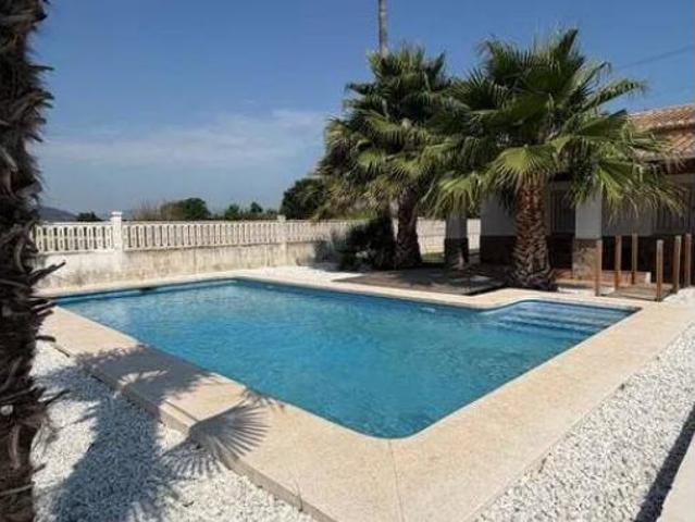 Chalet Alquiler Oliva, Nucli Urbà