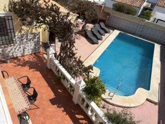 Chalet Alquiler L'Alfàs del Pi, Urbanizaciones