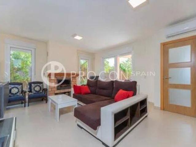 Chalet Alquiler L'Eliana, Entrepins