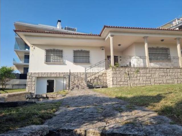Chalet Alquiler Sanxenxo, Adina Santa María