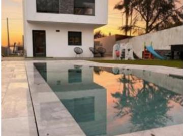 Arousa, Pontevedra, Galicia, Galicia - Plaza aparcamiento
