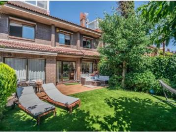 Chalet Alquiler Pozuelo de Alarcón, Estación Zona Norte