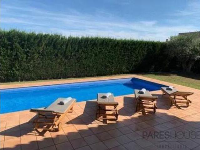 Chalet Alquiler Peralada, Peralada