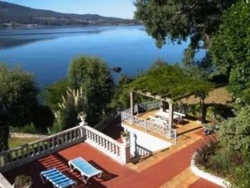 Villa en alquiler en Cesantes - Terraza