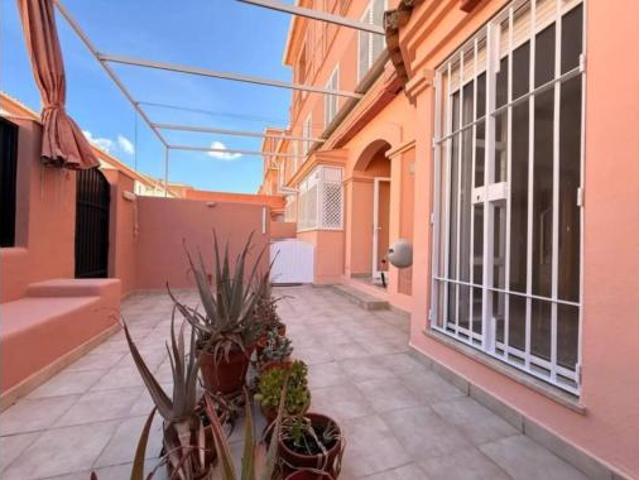 Chalet Alquiler Tomares, Tomares
