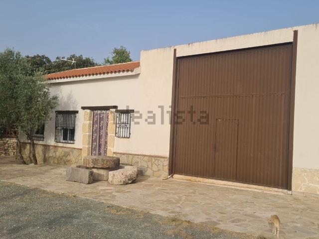 Chalet, Archidona