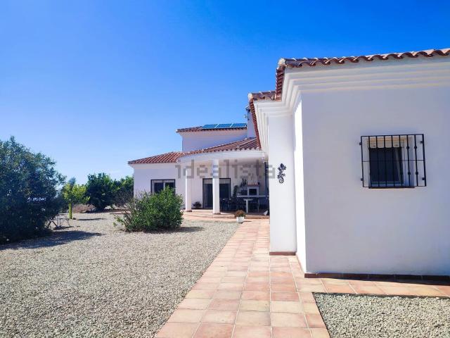 Chalet, Arenas