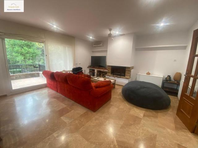 Chalet, Argentona