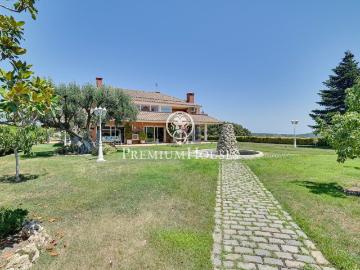 Chalet, Argentona