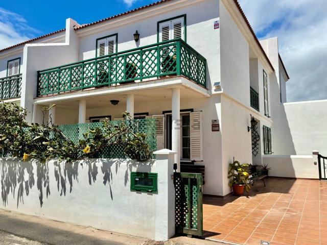 Chalet, Arico