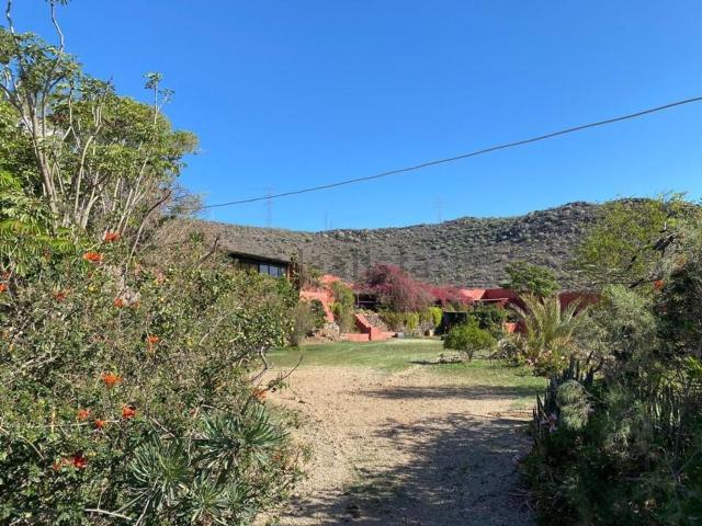 Chalet, Arona