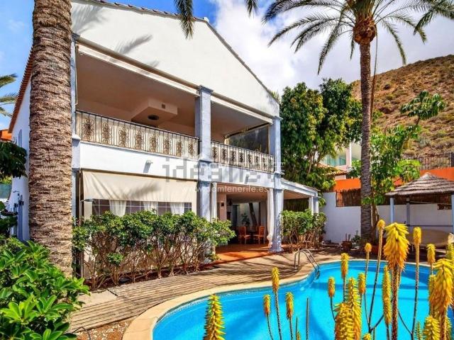 Chalet, Arona