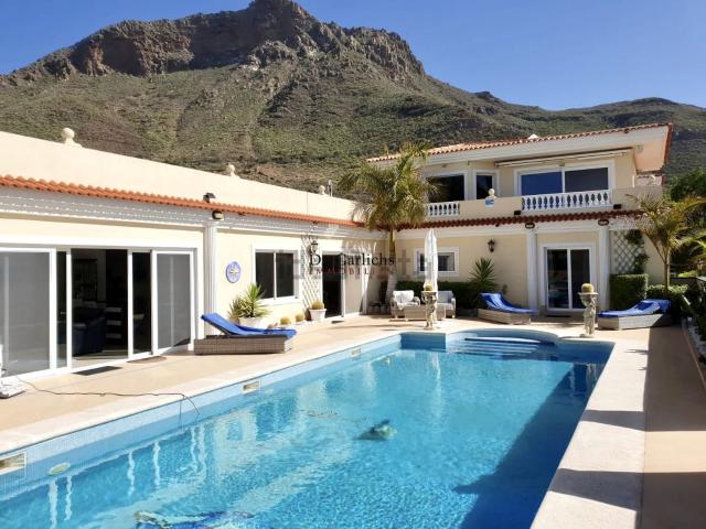 Chalet, Arona