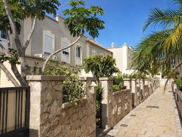 Chalet, Arona