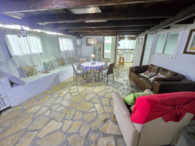Chalet, Arona