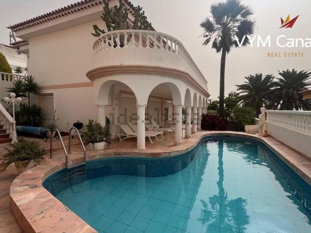 Chalet, Arona