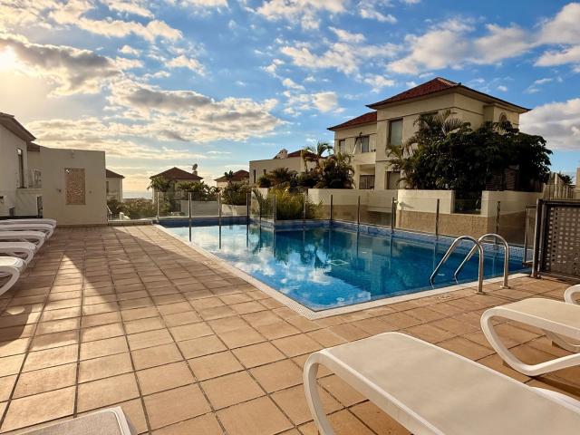 Chalet, Arona