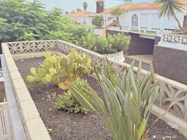 Chalet, Arona